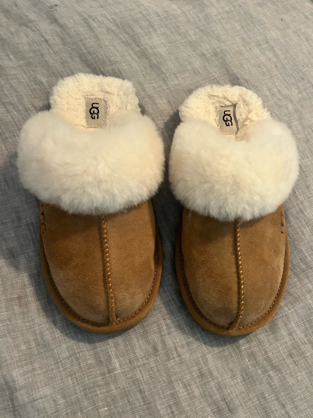 UGG Kids Chestnut Suede Shearling Clog Mules 2